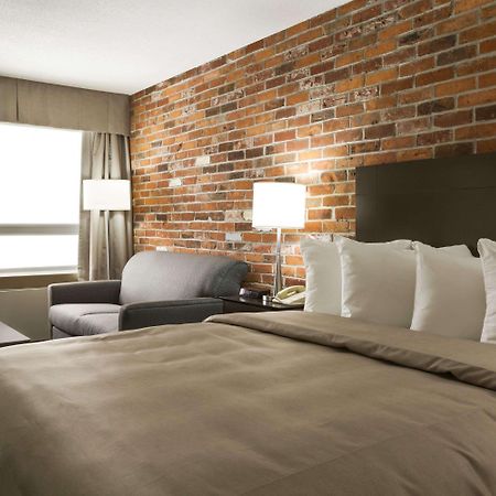 Super 8 By Wyndham Timmins On Hotel Buitenkant foto