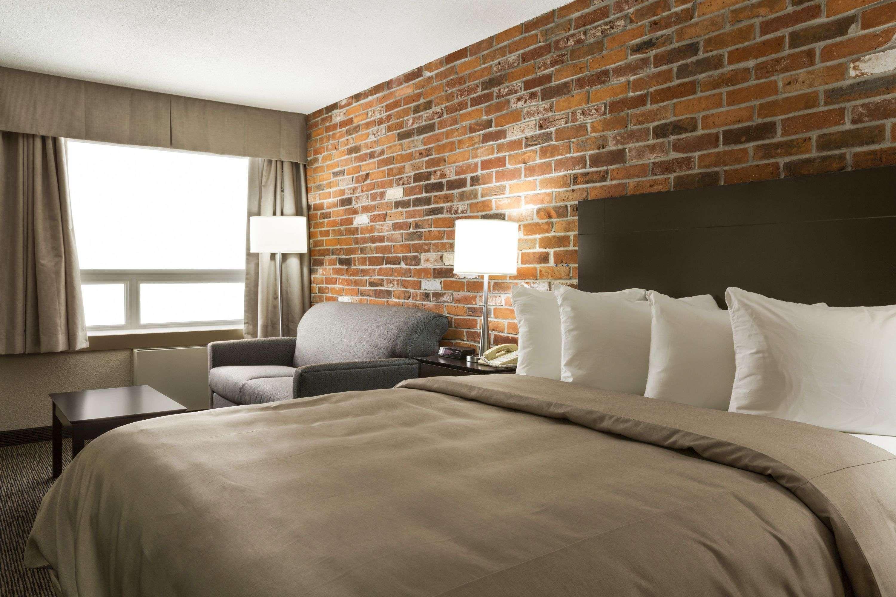 Super 8 By Wyndham Timmins On Hotel Buitenkant foto