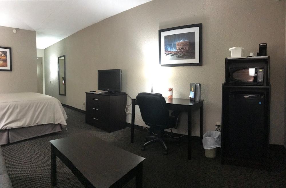 Super 8 By Wyndham Timmins On Hotel Buitenkant foto