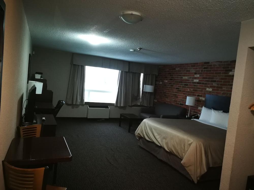 Super 8 By Wyndham Timmins On Hotel Buitenkant foto